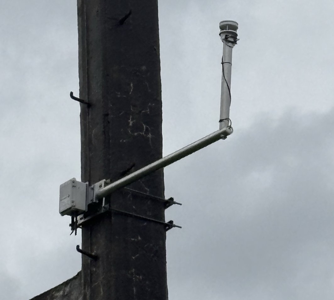 mast, sensor 