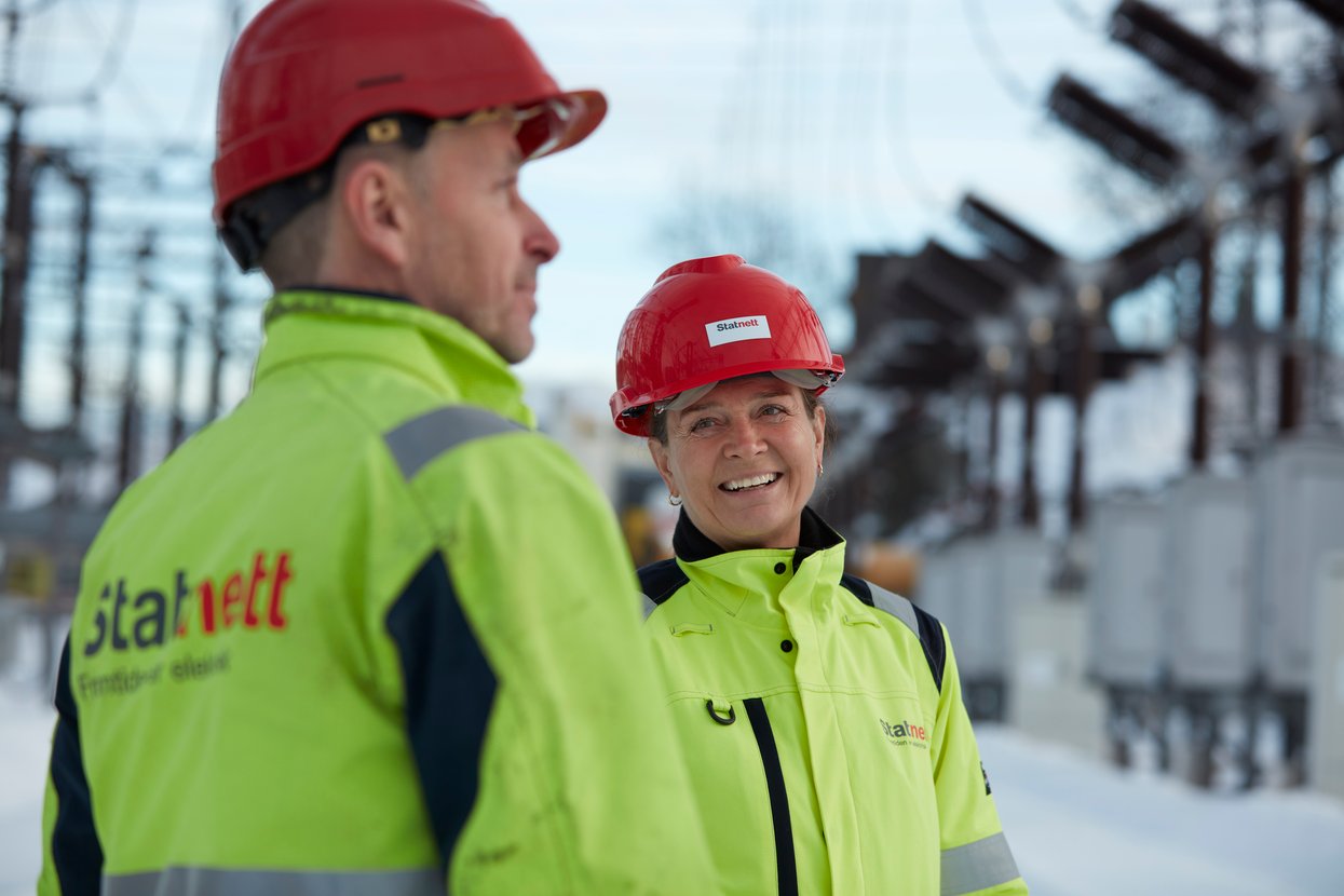Hilde Tonne with Statnett co-worker