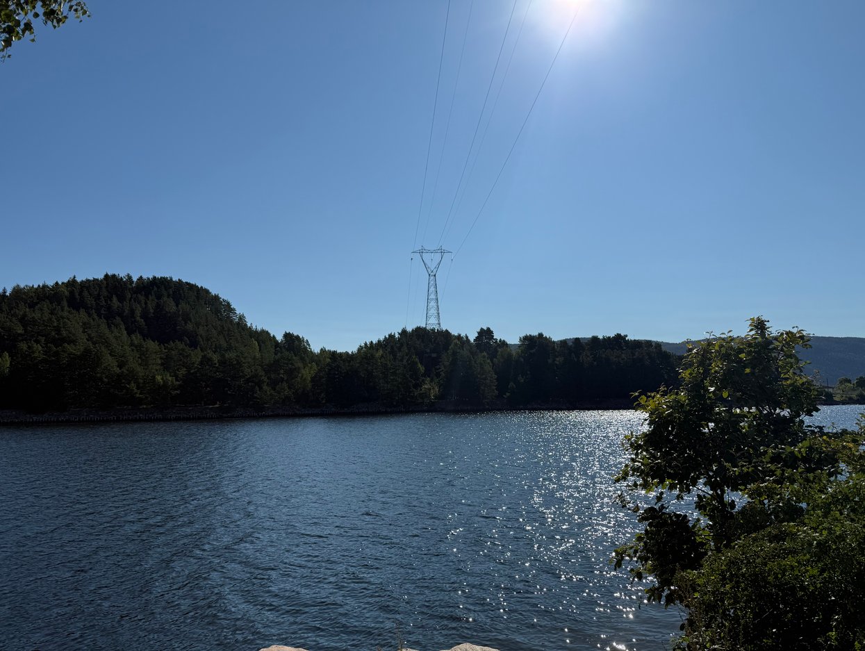 Kraftledning over Drammensfjorden