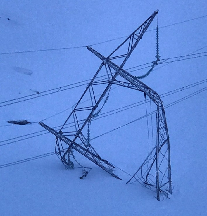Mast tatt av snøskred
