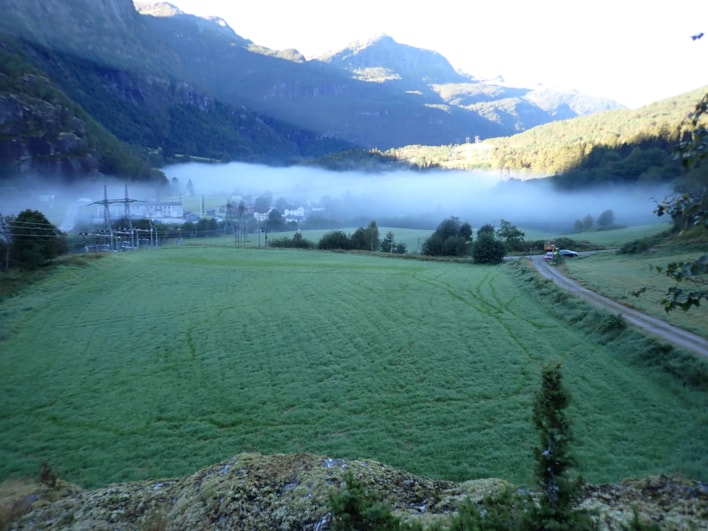Utgravningsområdet før arbeidet startet (foto: Universitetsmuseet i Bergen)