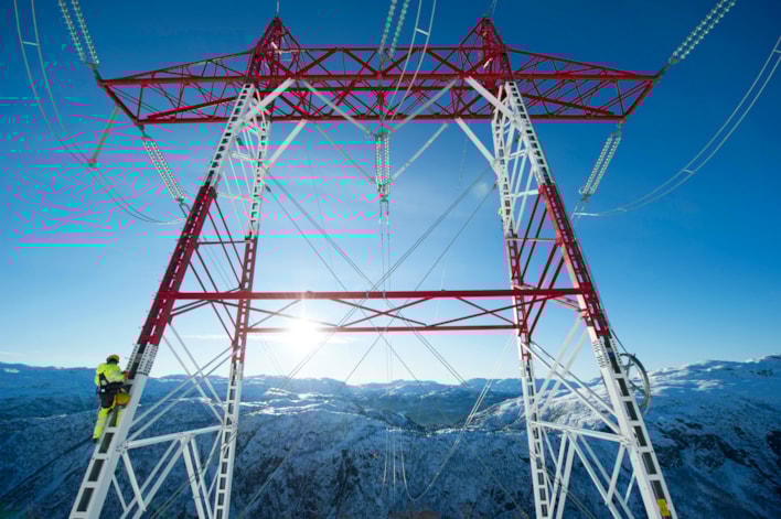 Høyspentmast