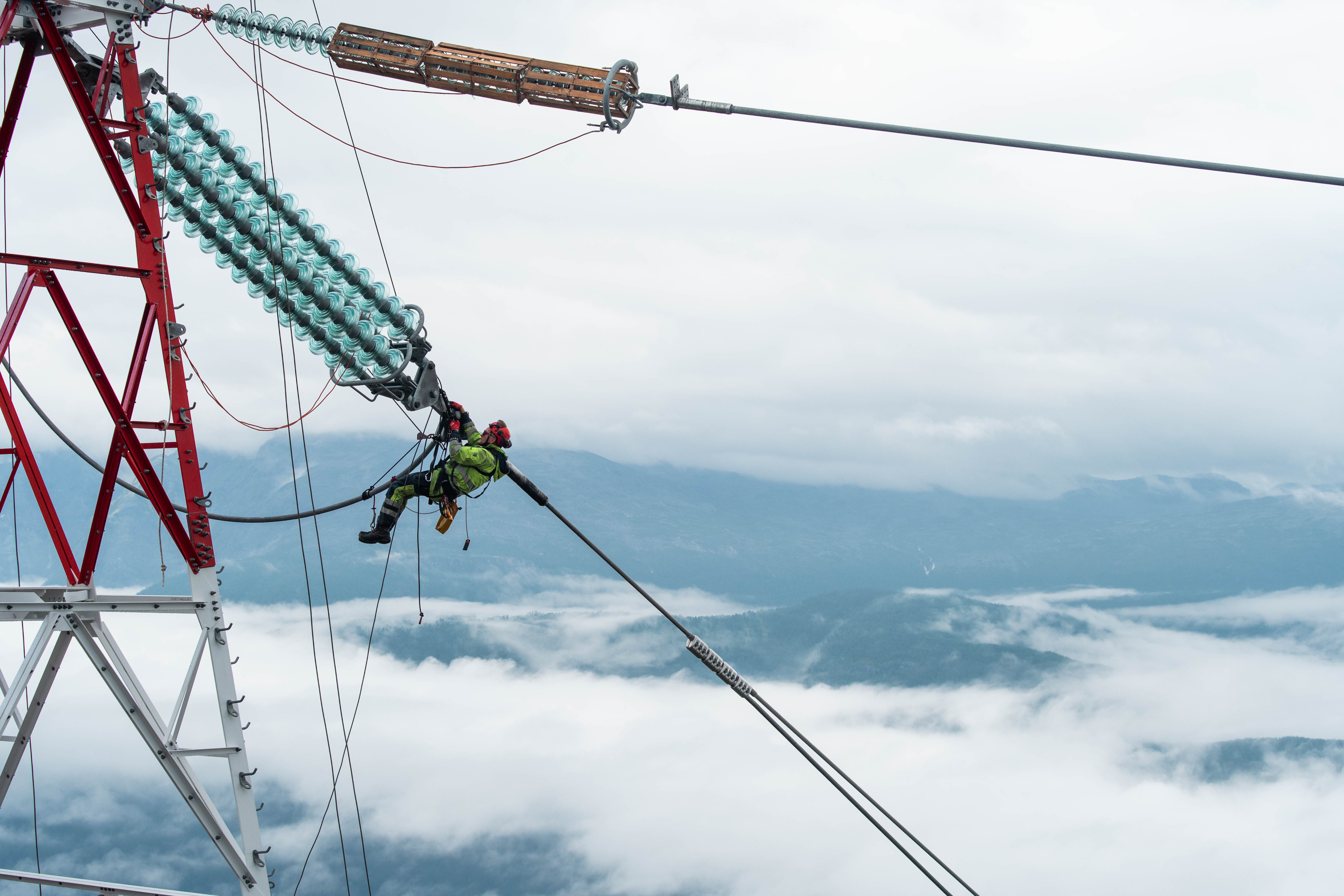 Illustrasjonsbilde - arbeid i kraftmast
